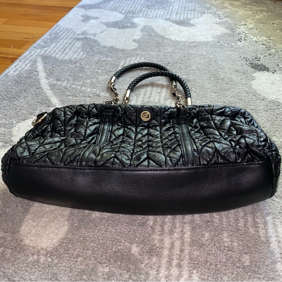 Galian Quilted Shoulder Bag - Picture 9 of 11